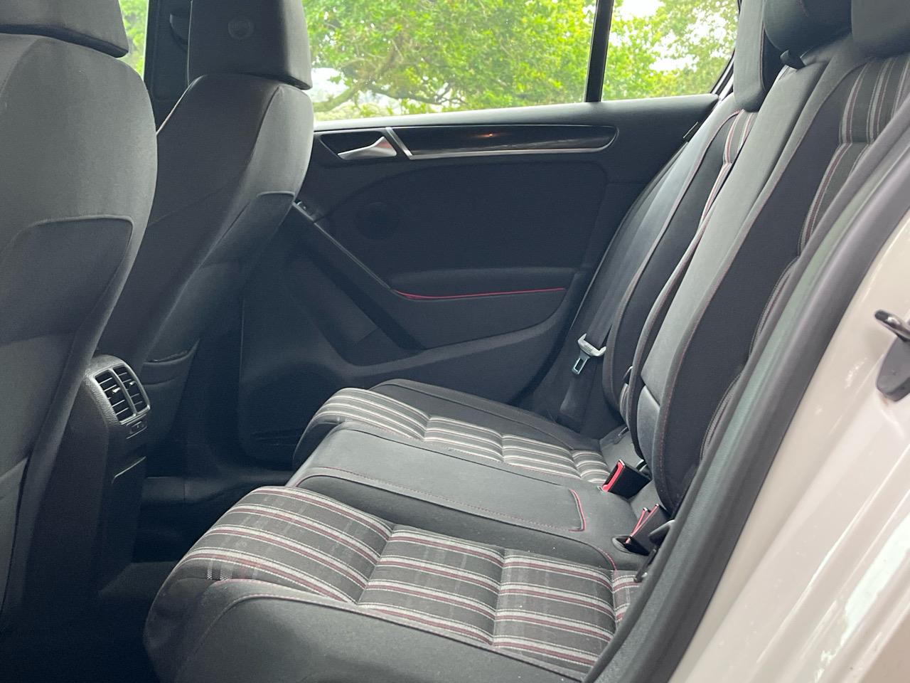 2010 Volkswagen Golf