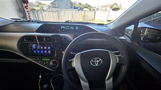 2014 Toyota Aqua - Thumbnail