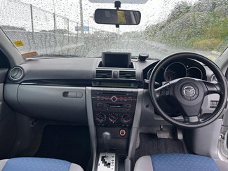 2004 Mazda Axela - Thumbnail