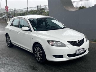 2004 Mazda Axela - Thumbnail