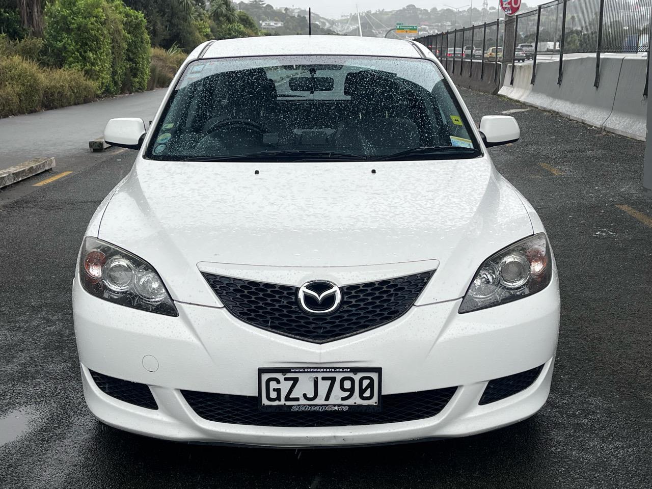 2004 Mazda Axela