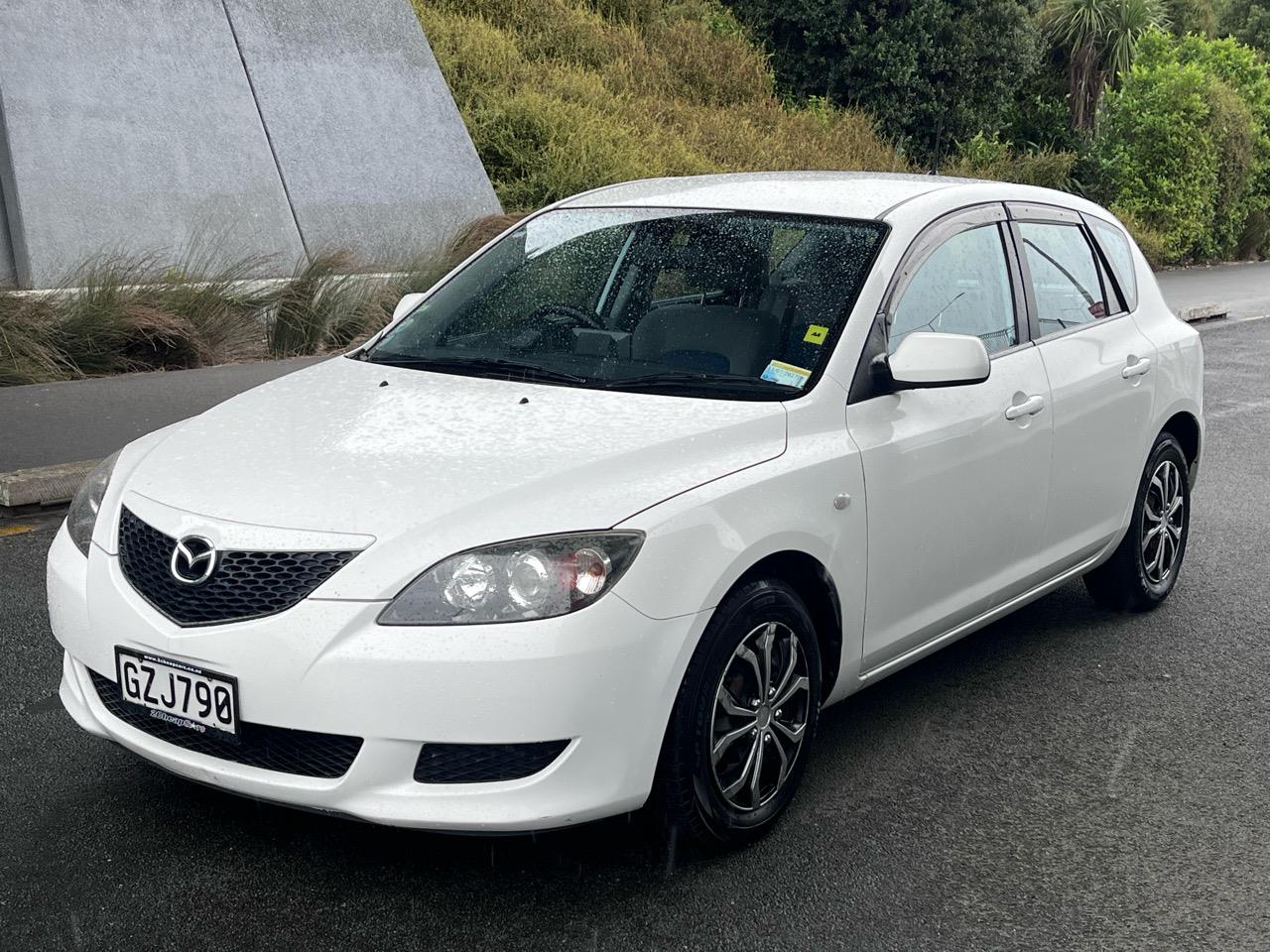 2004 Mazda Axela