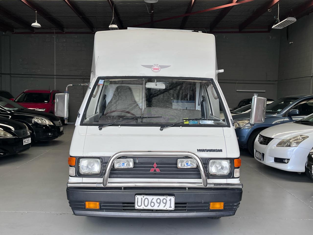 1996 Mitsubishi L300