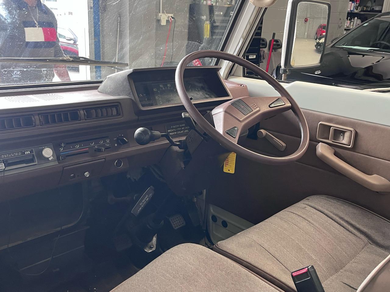 1996 Mitsubishi L300