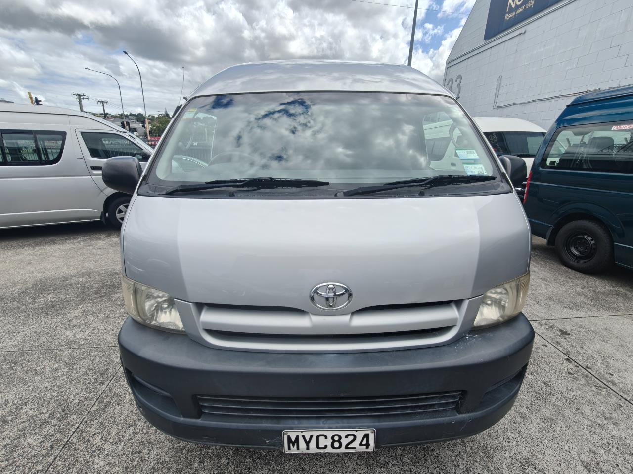 2006 Toyota Hiace