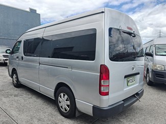 2006 Toyota Hiace - Thumbnail