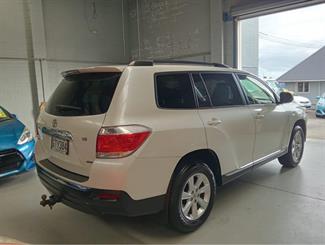 2013 Toyota Highlander - Thumbnail