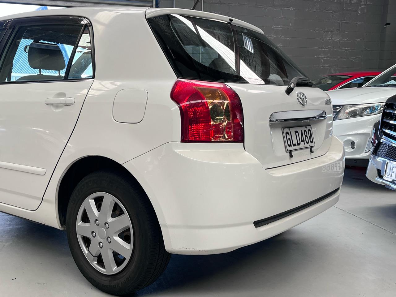 2004 Toyota Allex
