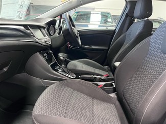 2019 Holden Astra - Thumbnail