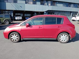 2006 Nissan Tiida - Thumbnail