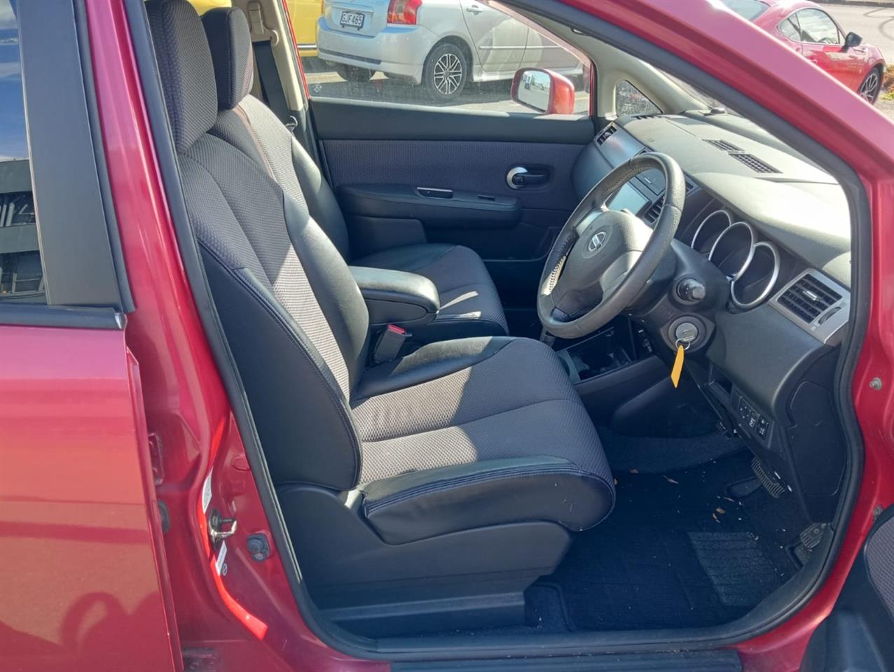 2006 Nissan Tiida
