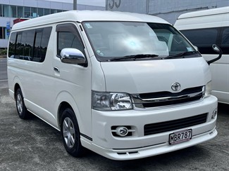 2009 Toyota Hiace - Thumbnail