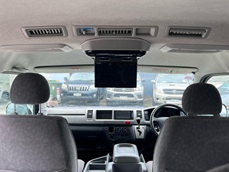 2009 Toyota Hiace - Thumbnail