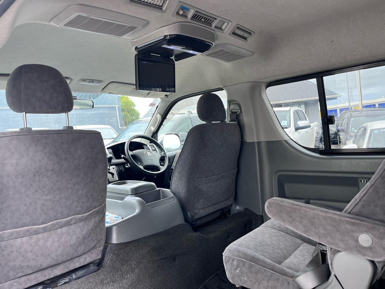 2009 Toyota Hiace
