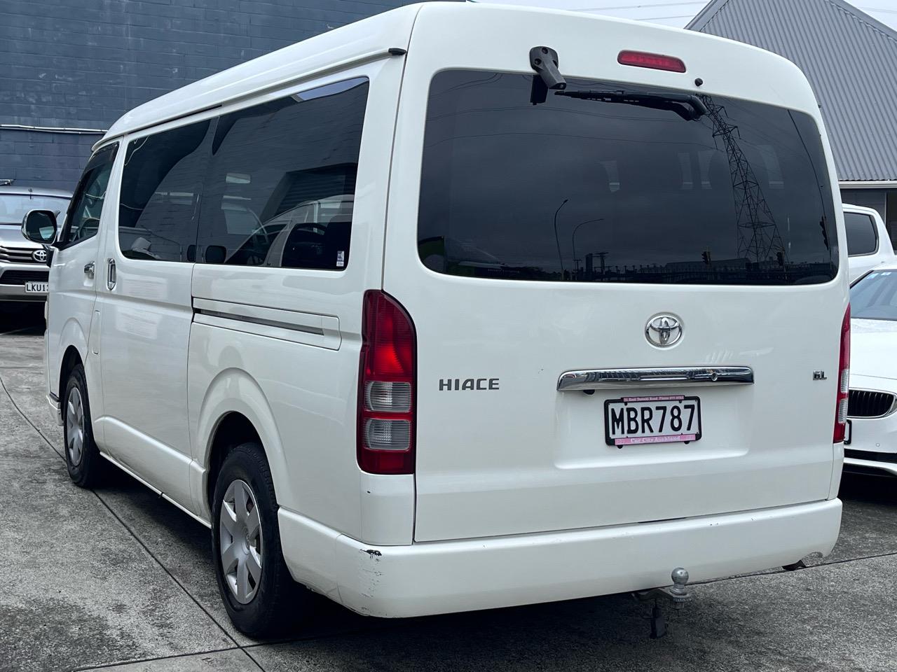 2009 Toyota Hiace