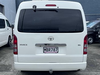 2009 Toyota Hiace - Thumbnail