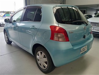 2007 Toyota Vitz - Thumbnail