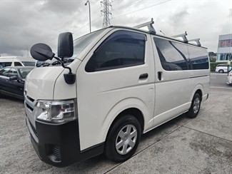 2018 Toyota Hiace - Thumbnail