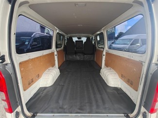 2018 Toyota Hiace - Thumbnail