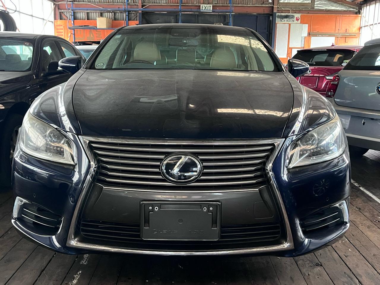 2013 Lexus LS 600