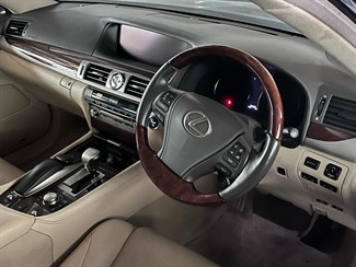 2013 Lexus LS 600 - Thumbnail
