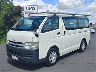 2009 Toyota Hiace - Thumbnail