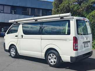 2009 Toyota Hiace - Thumbnail