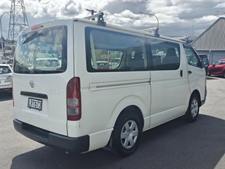 2009 Toyota Hiace - Thumbnail