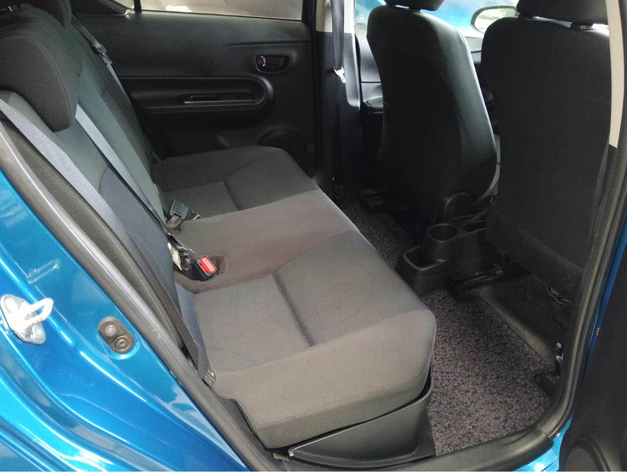 2015 Toyota Aqua