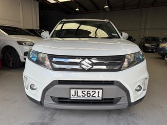 2015 Suzuki Vitara - Thumbnail