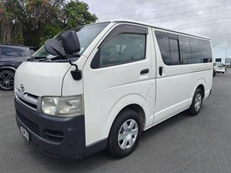 2006 Toyota Hiace - Thumbnail