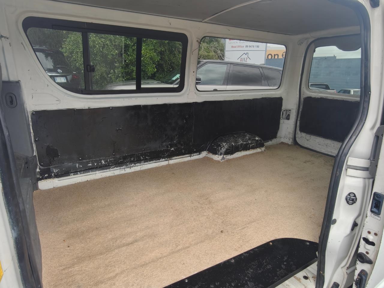 2006 Toyota Hiace