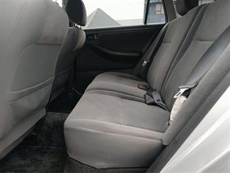 2005 Toyota Corolla - Thumbnail