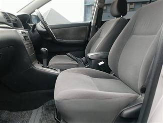 2005 Toyota Corolla - Thumbnail