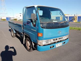 1996 Toyota Toyoace - Thumbnail