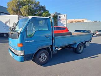 1996 Toyota Toyoace - Thumbnail