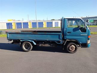 1996 Toyota Toyoace - Thumbnail
