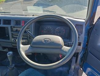 1996 Toyota Toyoace - Thumbnail