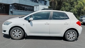 2008 Toyota Corolla - Thumbnail