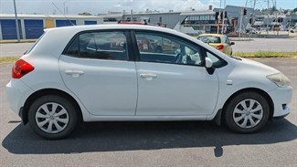 2008 Toyota Corolla - Thumbnail