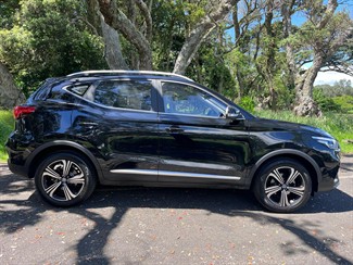 2024 MG ZST - Thumbnail