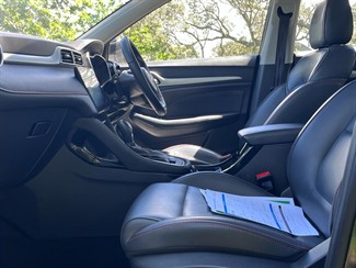 2024 MG ZST - Thumbnail