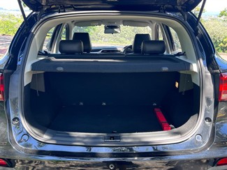 2024 MG ZST - Thumbnail