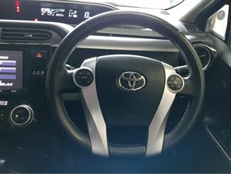 2014 Toyota Aqua - Thumbnail