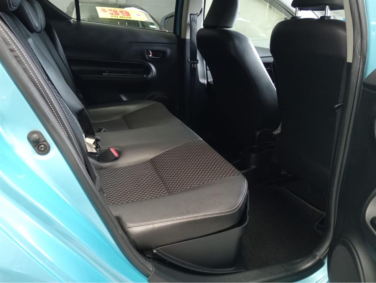 2014 Toyota Aqua