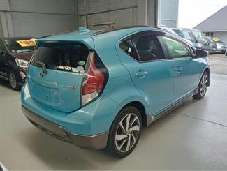 2014 Toyota Aqua - Thumbnail