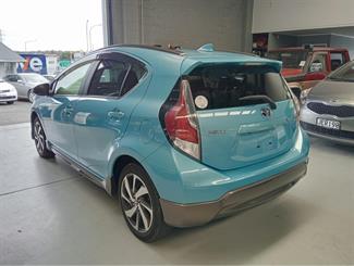 2014 Toyota Aqua - Thumbnail