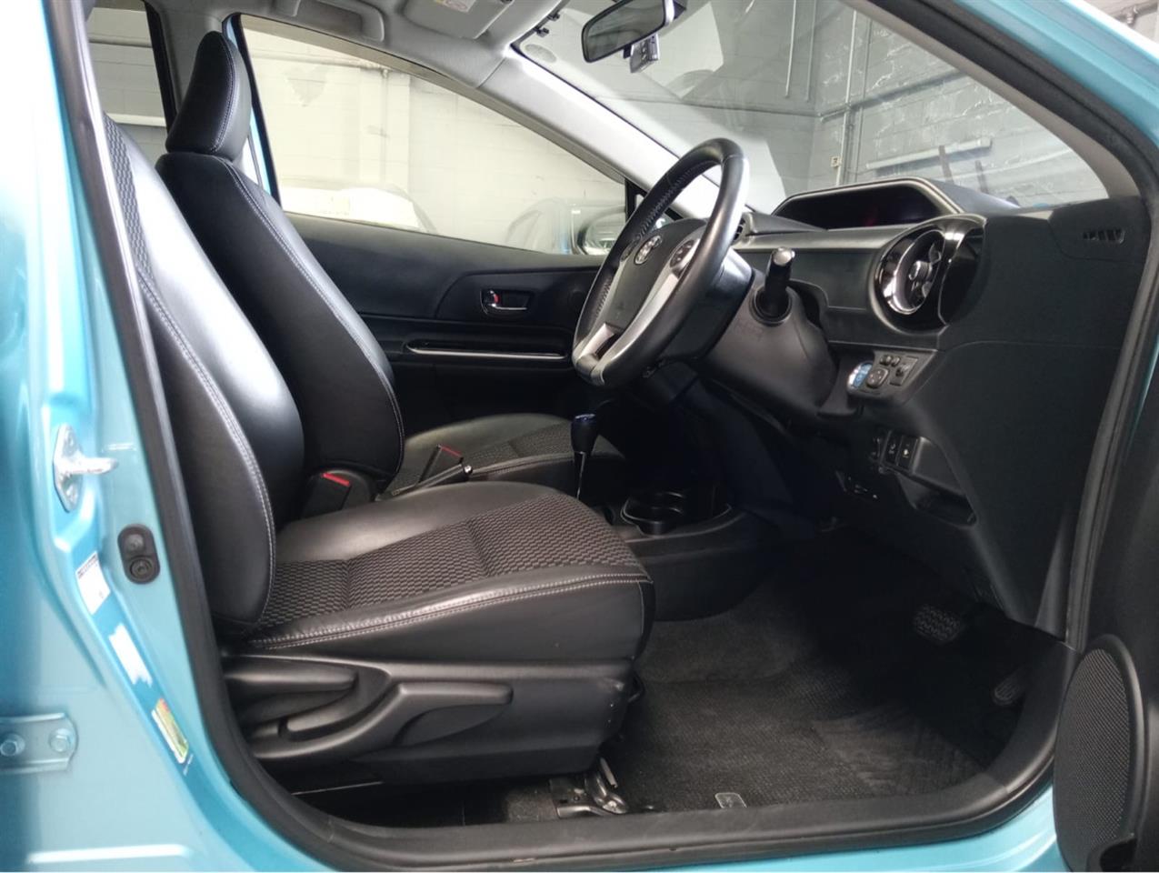 2014 Toyota Aqua