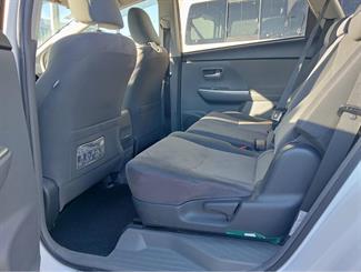 2012 Toyota Prius - Thumbnail