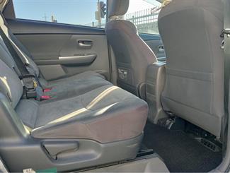 2012 Toyota Prius - Thumbnail